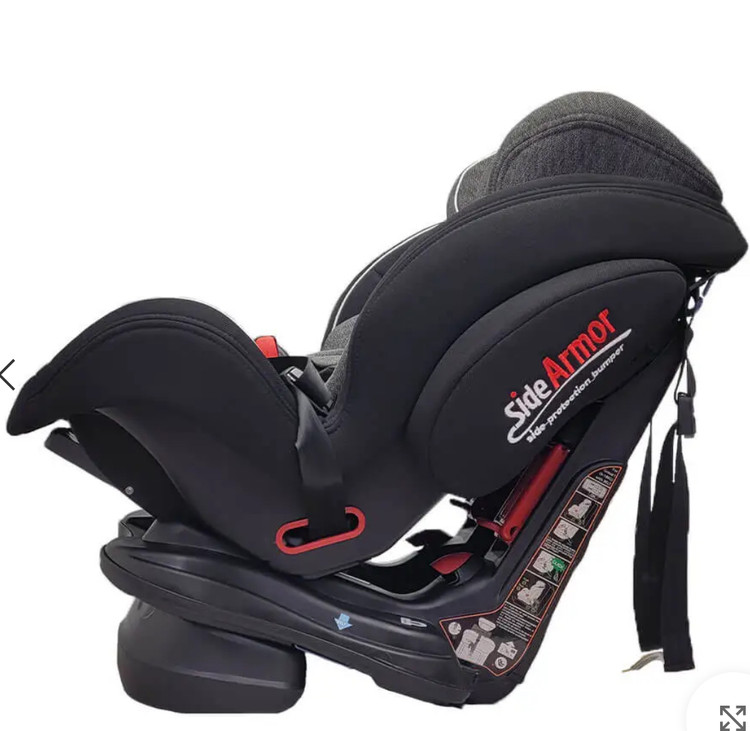 صندلی ماشین نوزادی