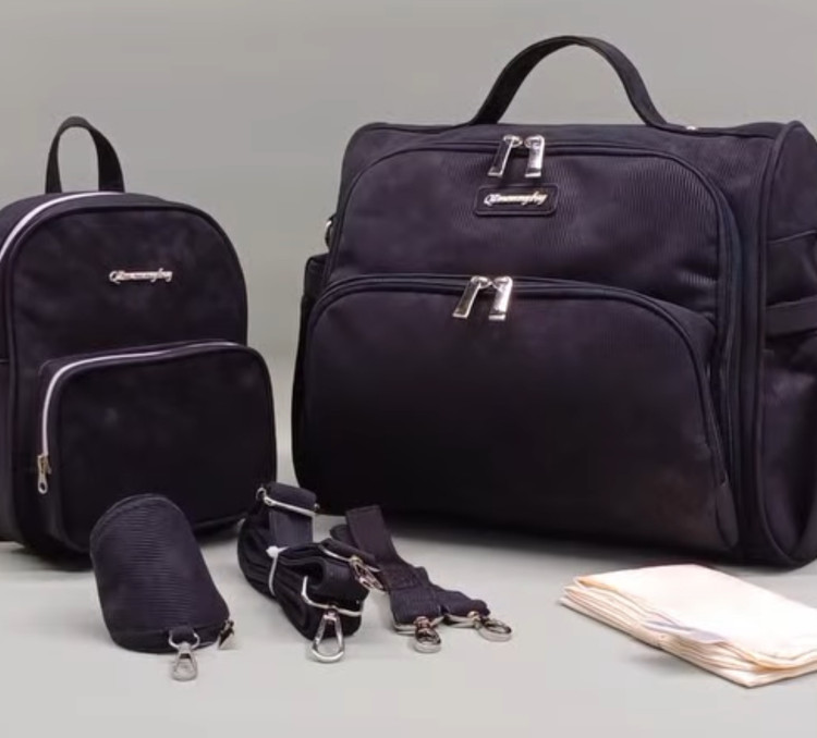 ساک لوازم جادار