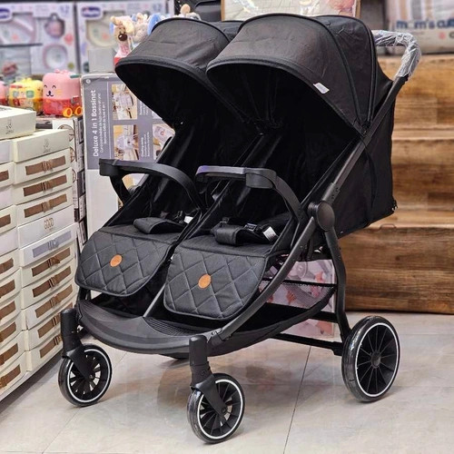 کالسکه دوقلو