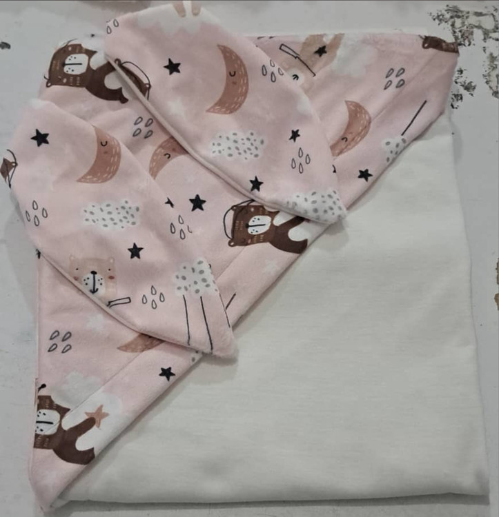 پتو نوزاد نخی کلاهدار