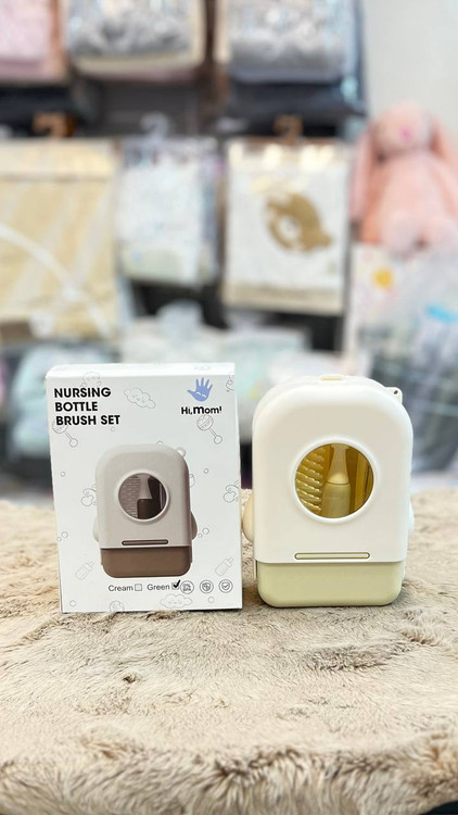 ست شیشه شور (فرچه) سیلیکونی مسافرتی به همراه آبچکان