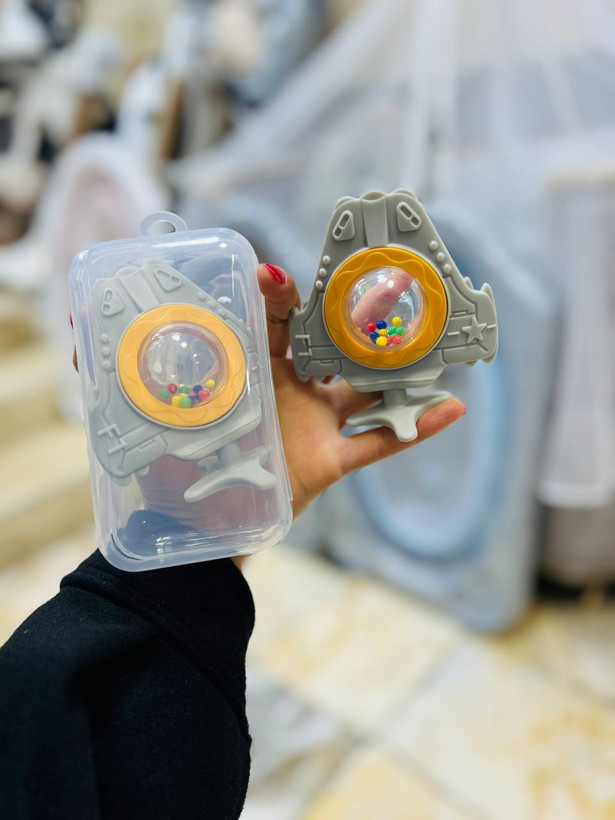 نوزاد دختر و پسر