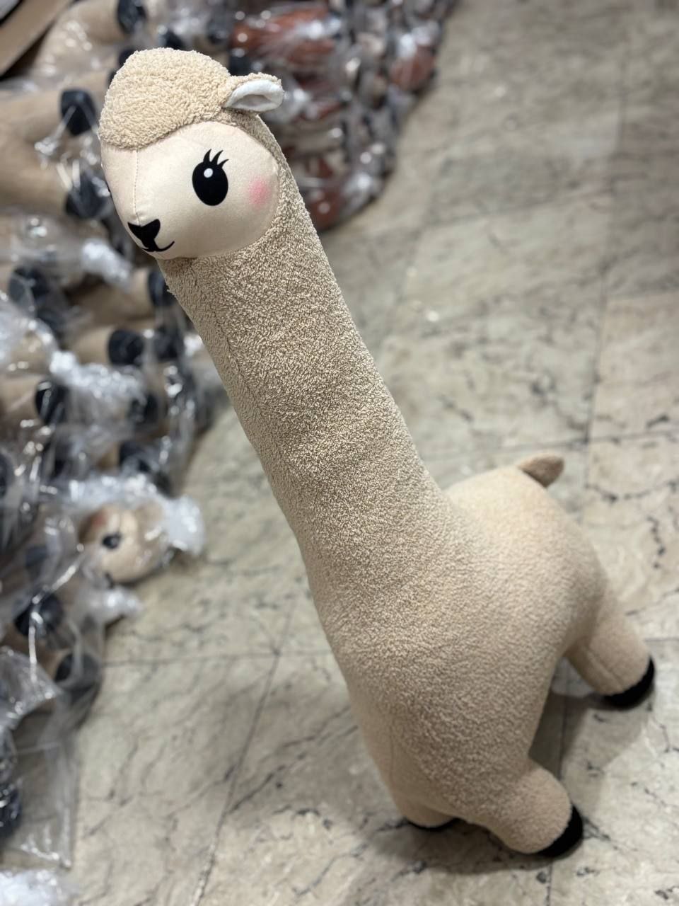 عروسک لاما کرم بغلی خواب نوزاد