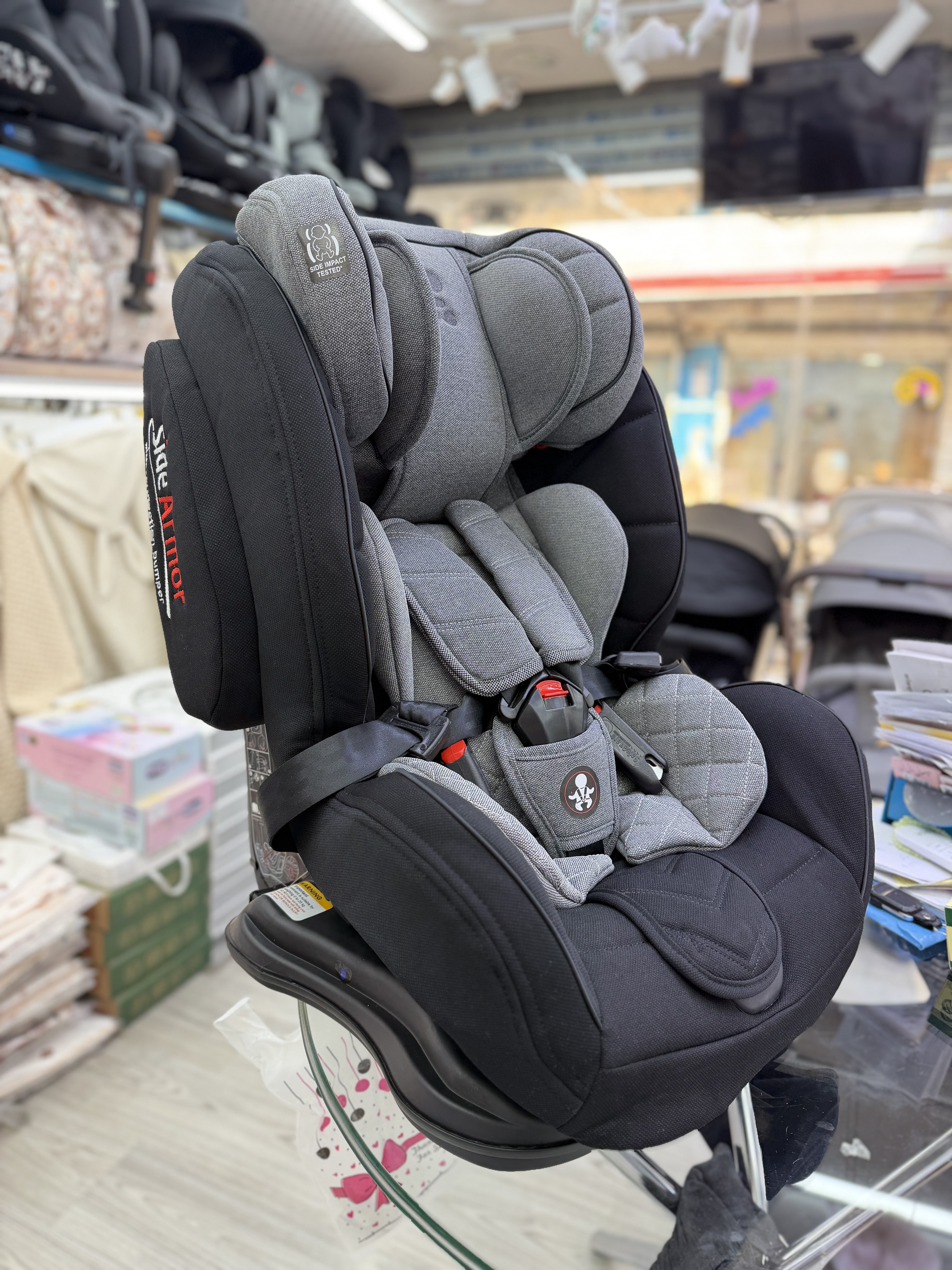 تصویر صندلی ماشین لورلی - مشکی طوسی / سایه بان ندارد lorelli