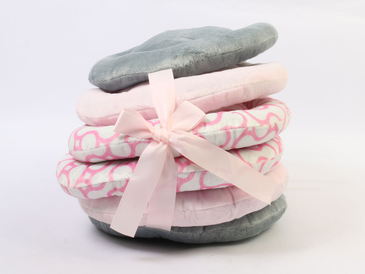 بالشت شیردهی پروانهای صورتی برای کمردرد مادران"