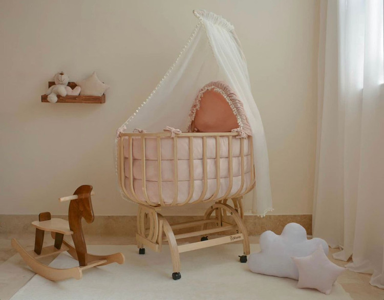 تخت بیضی چوبی ویونا برای اتاق نوزاد شیک و مدرن